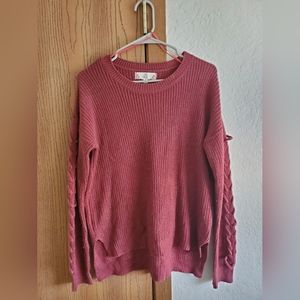 Womens Medium Rose sweater